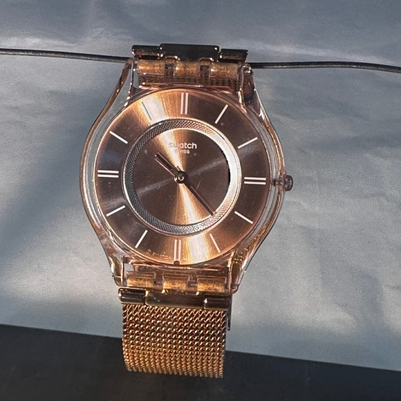 Swatch Accessories - Swatch Rose-Gold-Toned SKIN Watch - Hello Darling